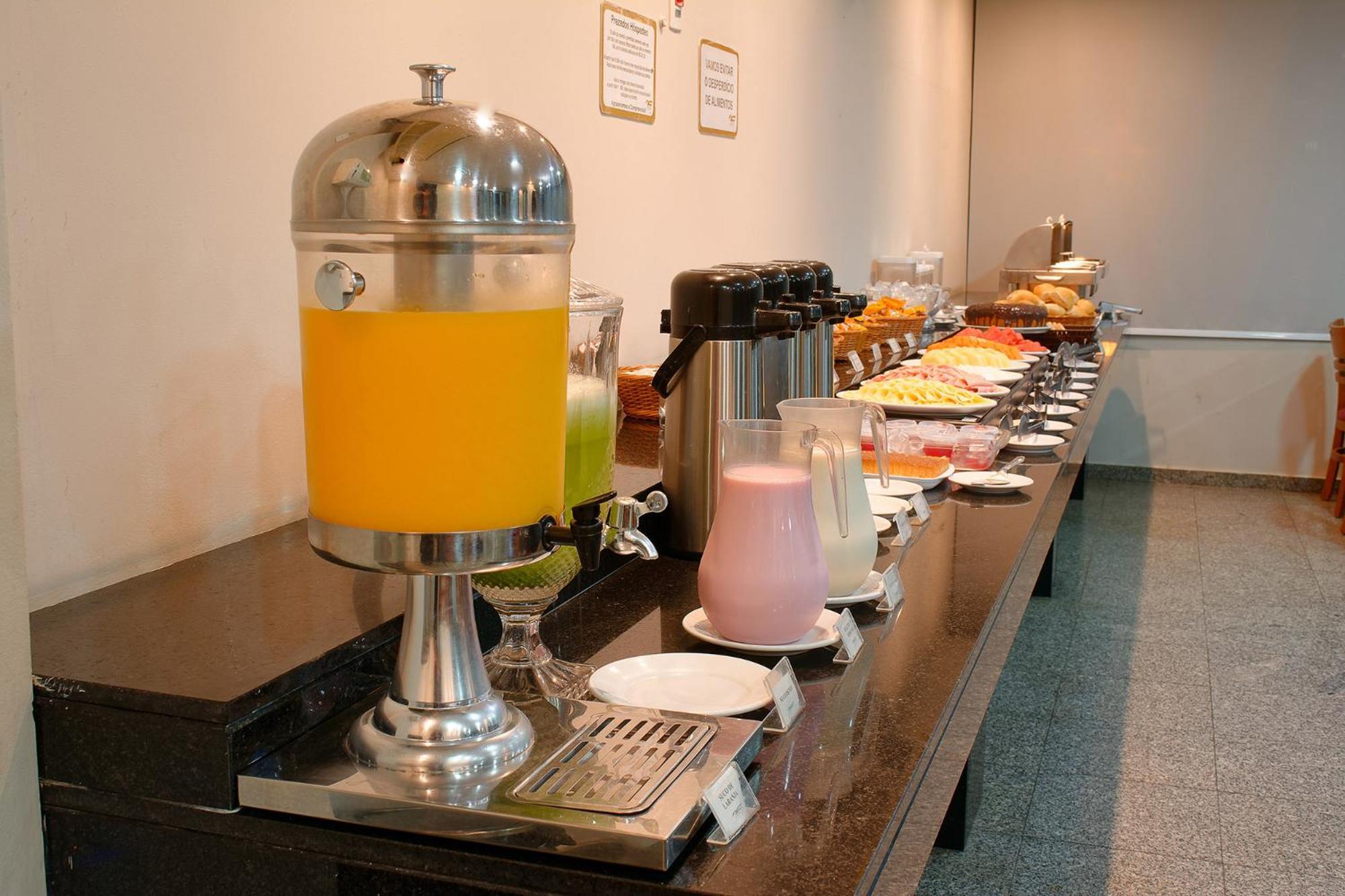 Fenix Hotel Campinas กังปินาส ภายนอก รูปภาพ